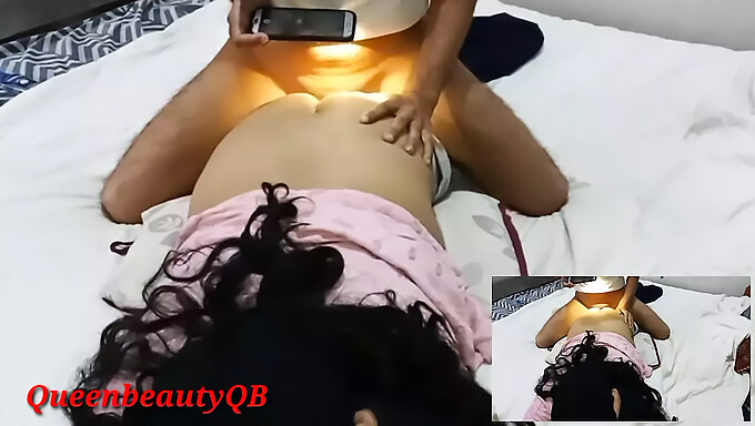 Adolescente India Con Tetas Naturales Disfruta De Una Gran Polla Y Juego Anal En Un Video Temático Por El Doctor