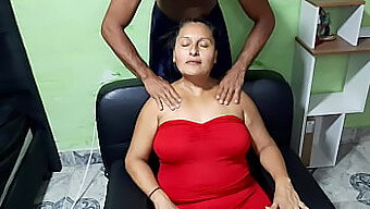 Une Milf Latina Est Excitée Par Un Massage Sensuel De Son Beau-Fils